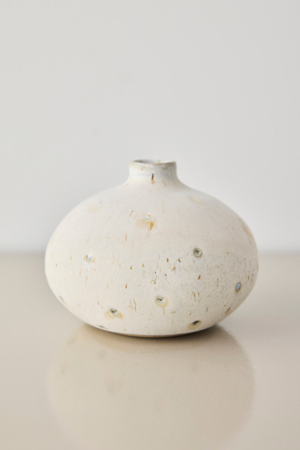 Lille rund vase - Mia Lindbirk