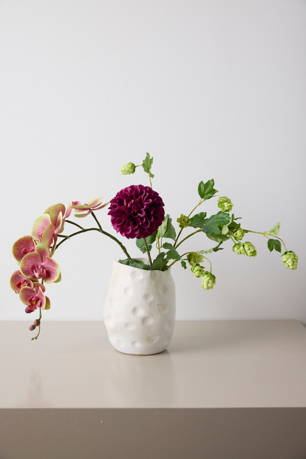 Hvid dot vase - Mia Lindbirk