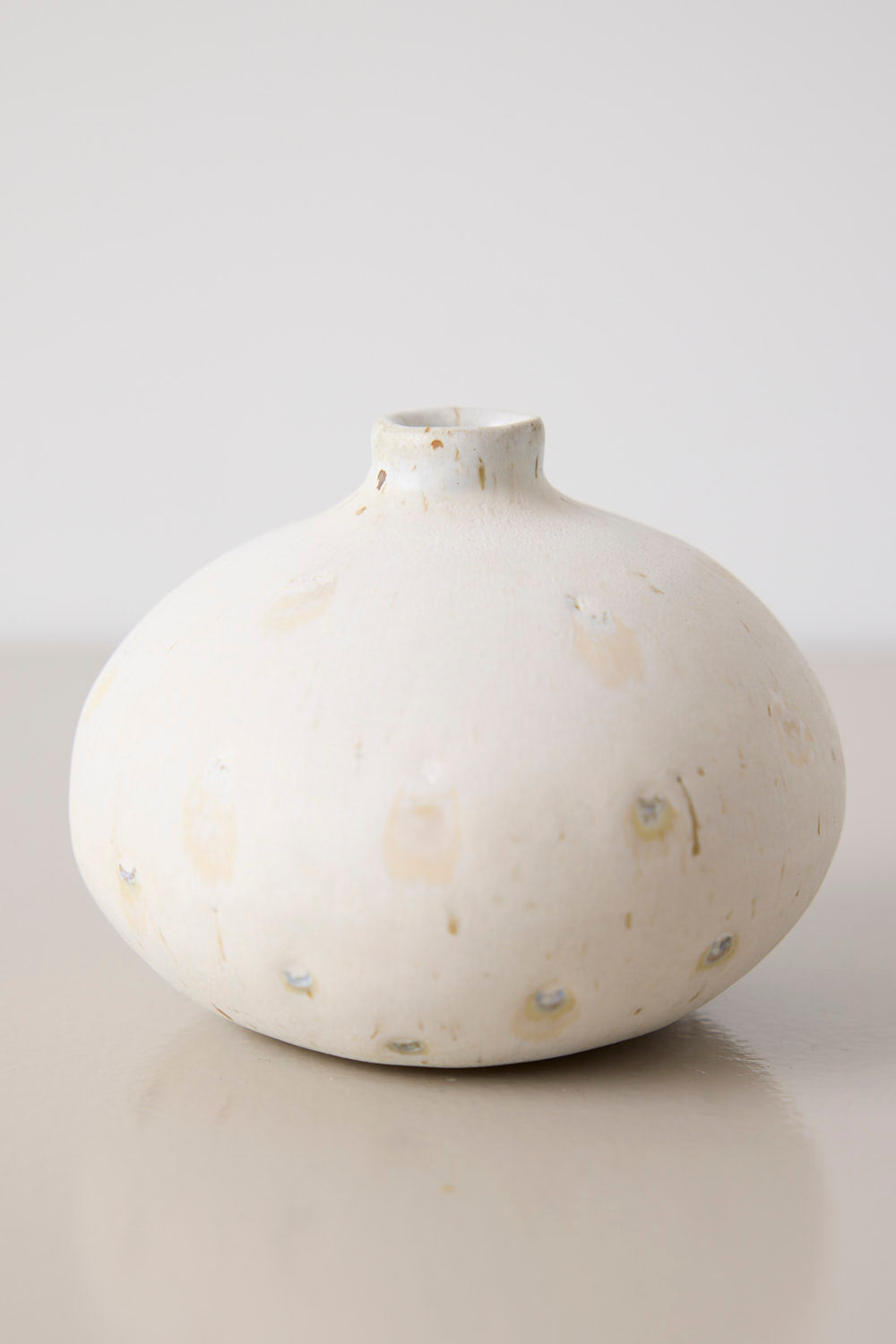 Lille rund vase - Mia Lindbirk