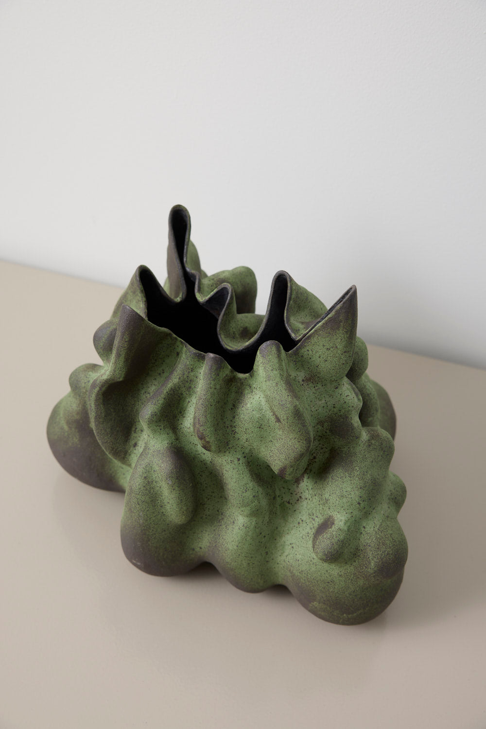 Grøn vase #2 - Lotte Lemor
