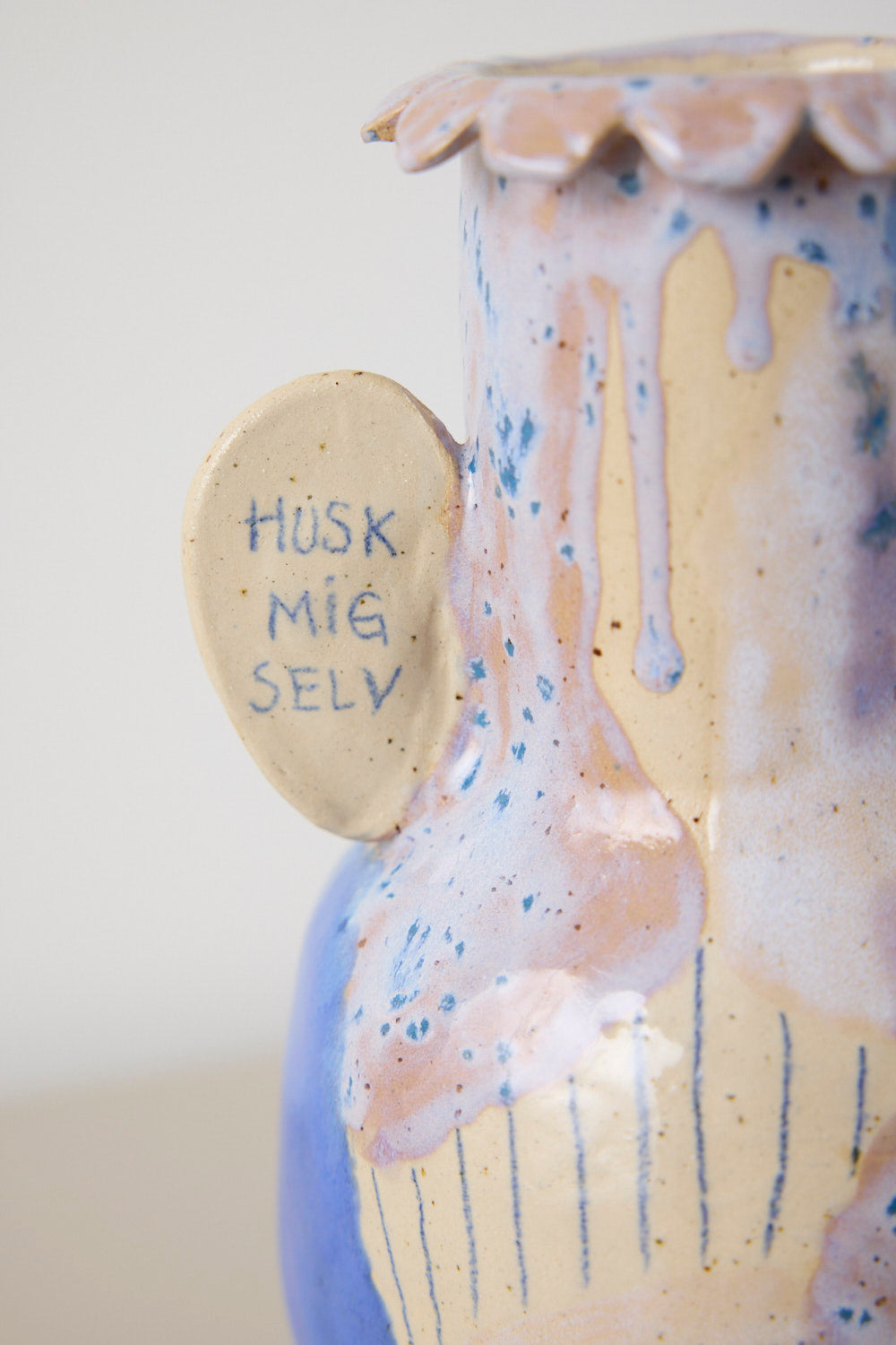 Skriver det bag øret - Hulda Rún