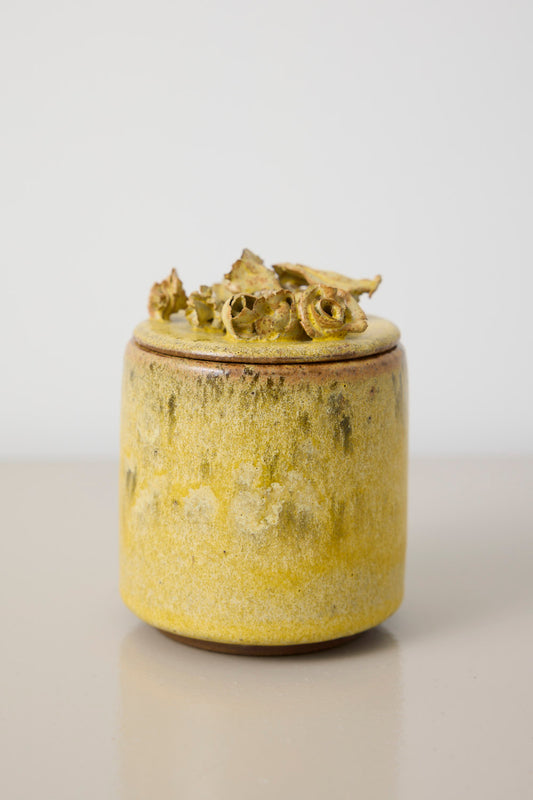 Gul lågkrukke - Lotte Lemor