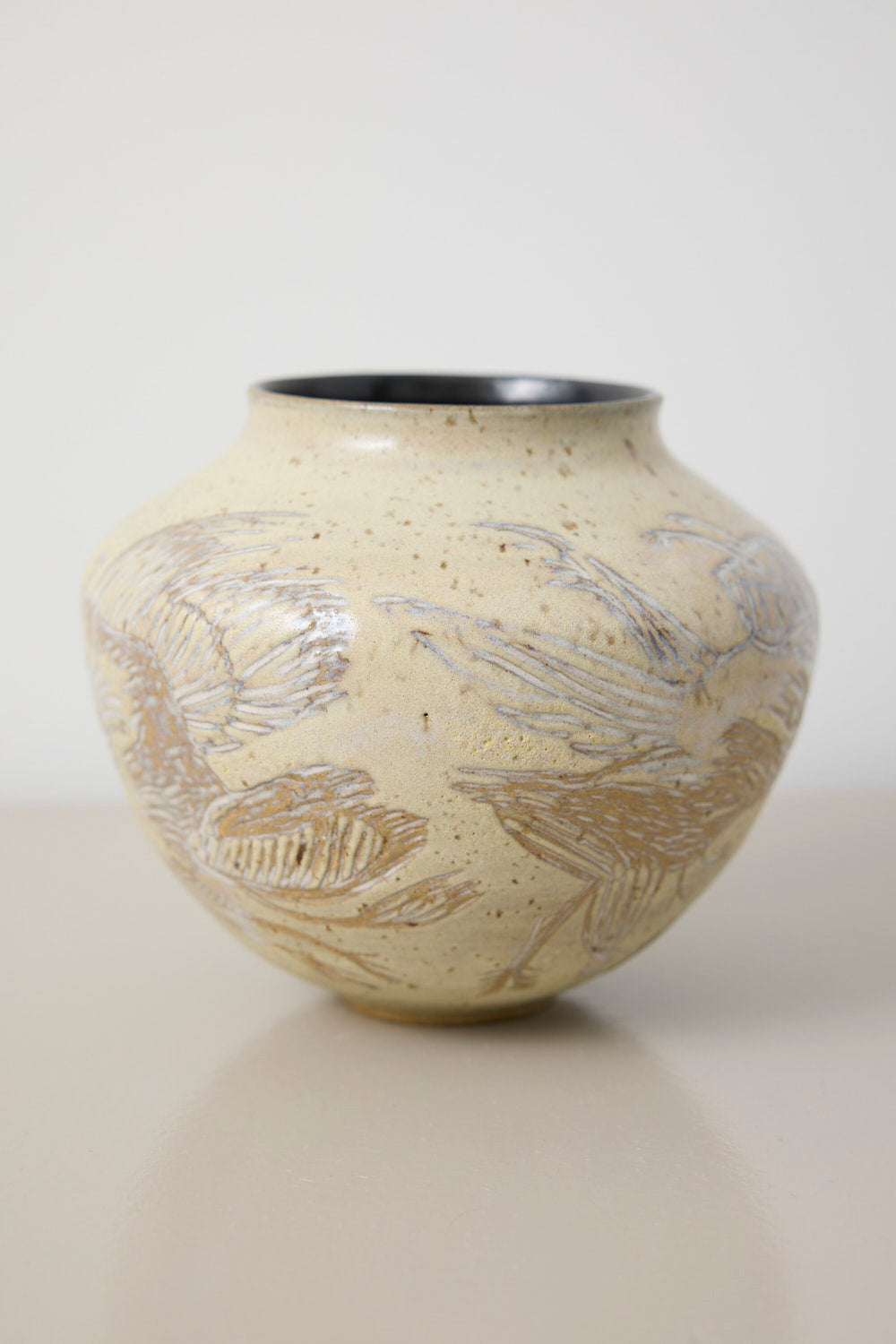 Vase med fabeldyr - Lotte Lemor