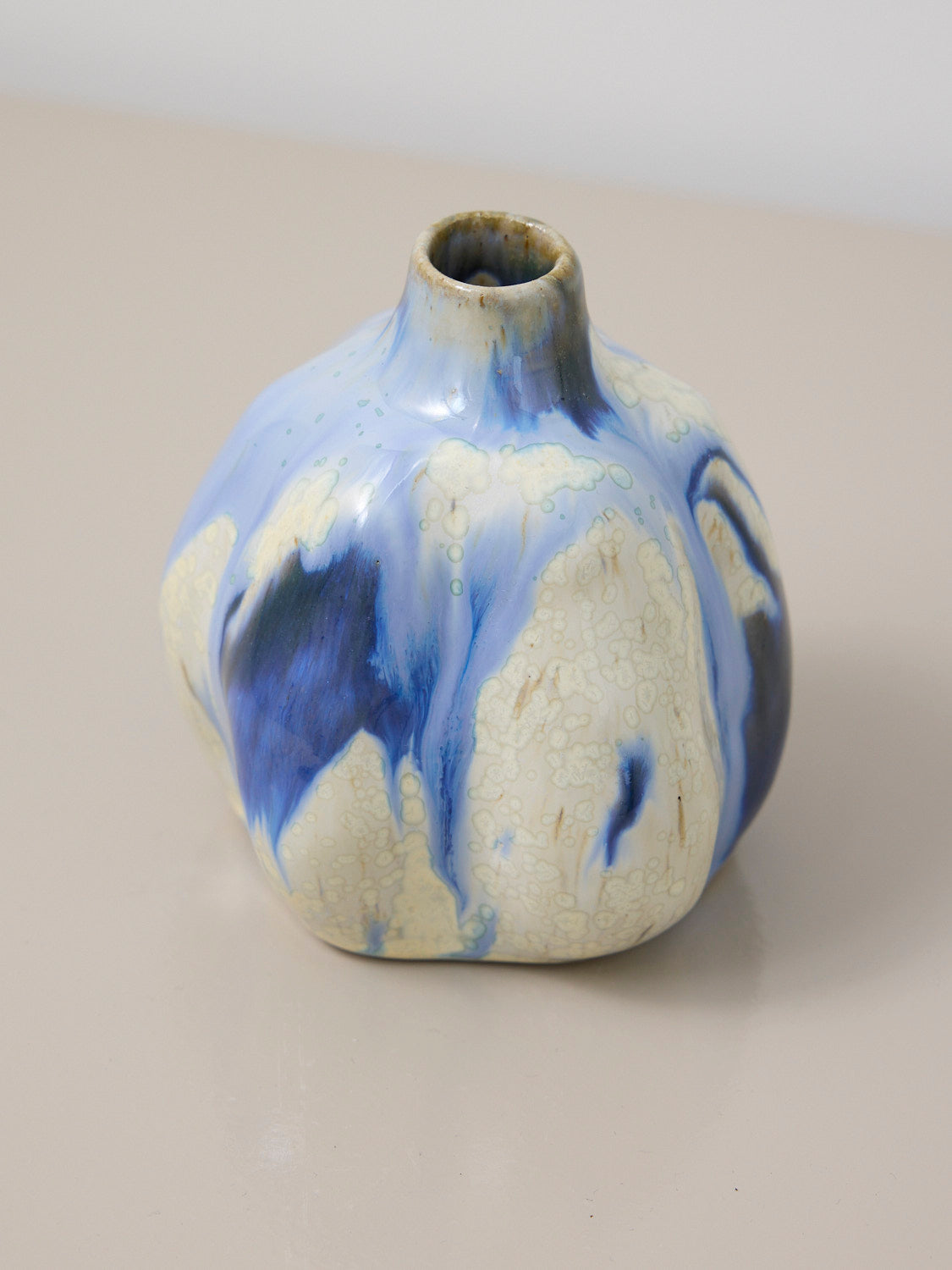 Bubbles vase
