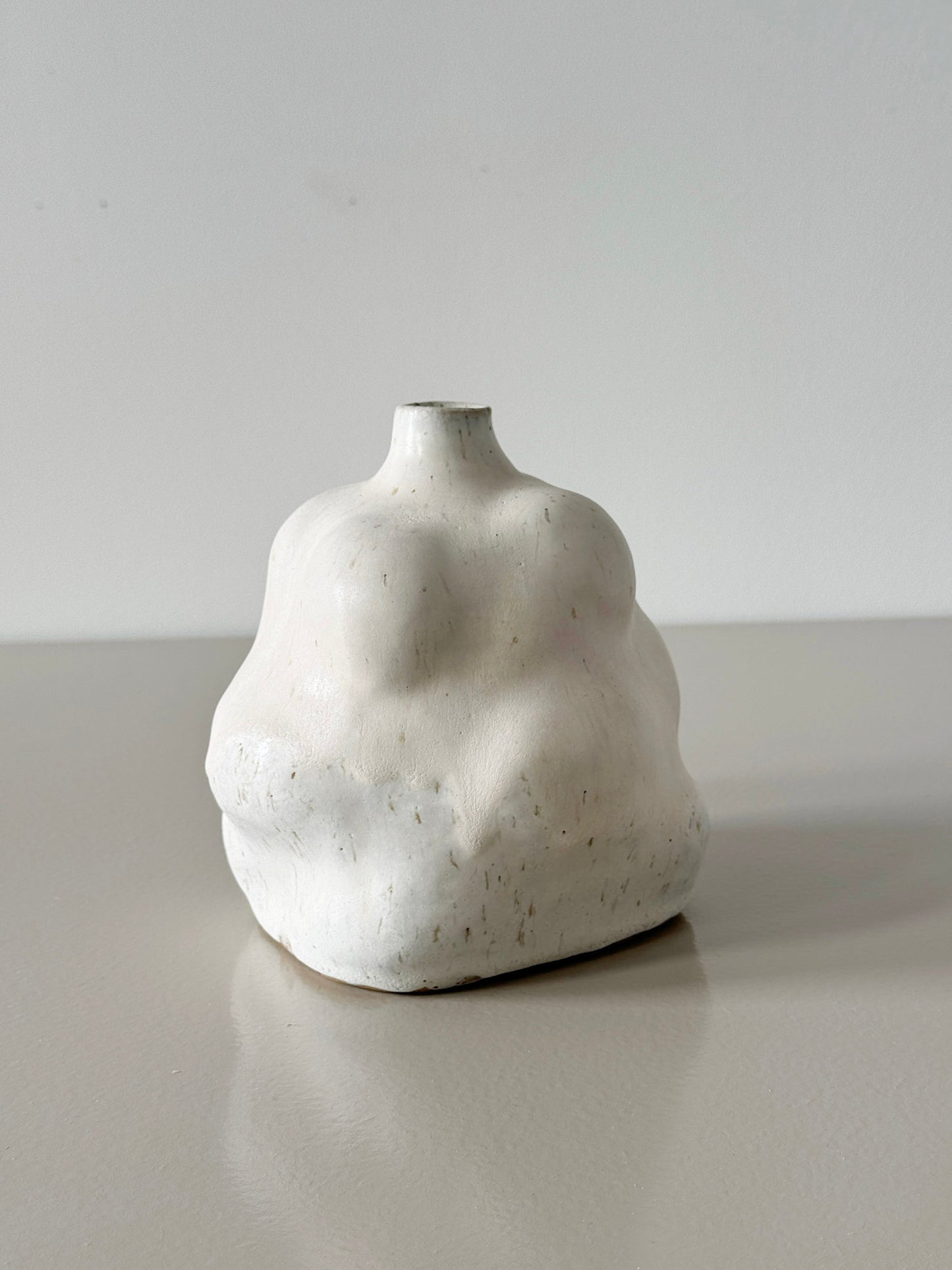 Mellemstor Shape Vase - Mia Lindbirk