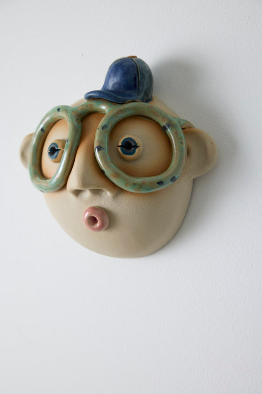 Hat og briller - Mia Lindbirk