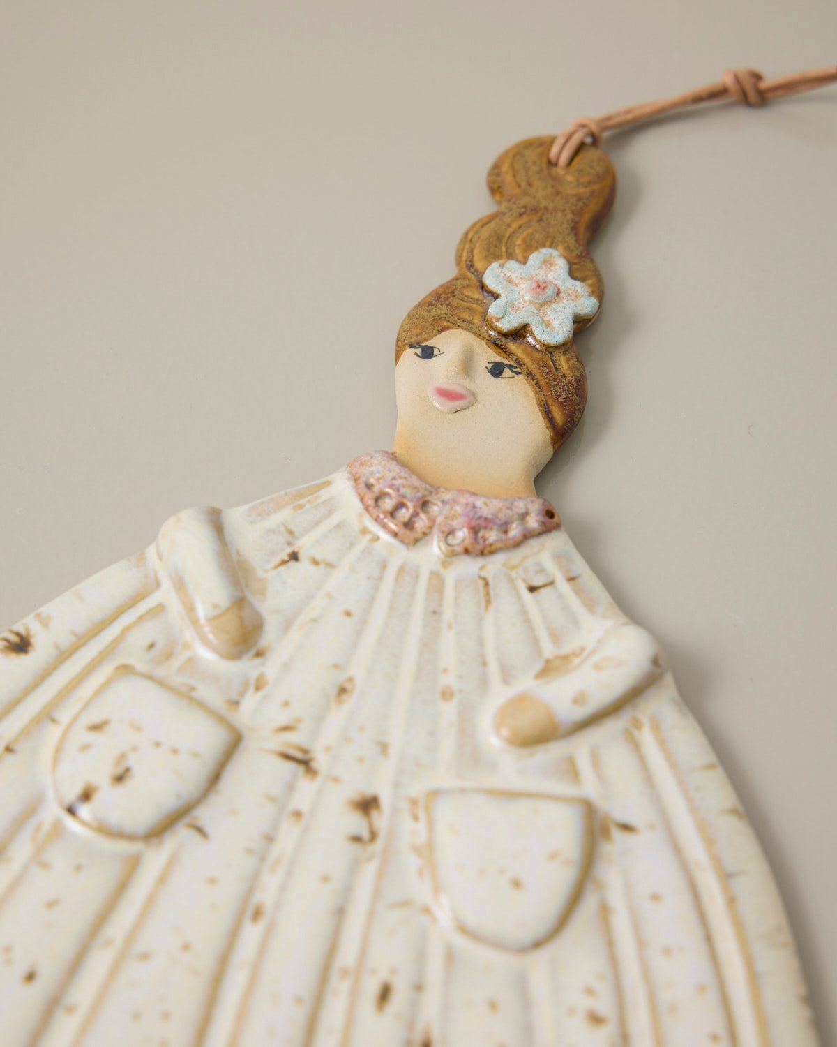 Dame med frakke - Mia Lindbirk