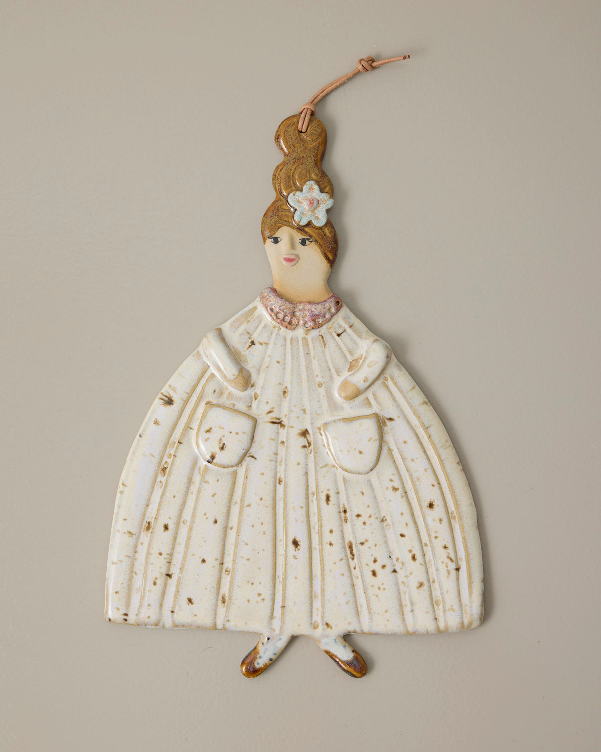 Dame med frakke - Mia Lindbirk