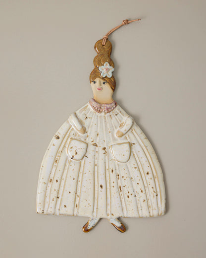 Dame med frakke - Mia Lindbirk