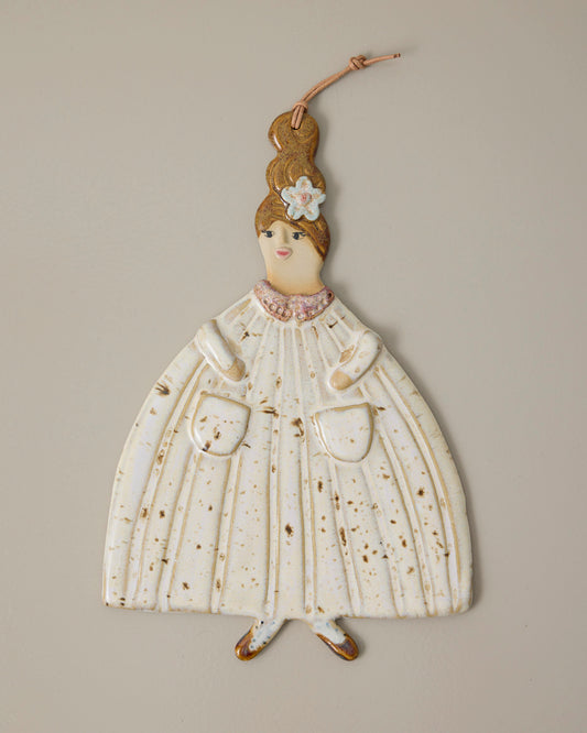 Dame med frakke - Mia Lindbirk