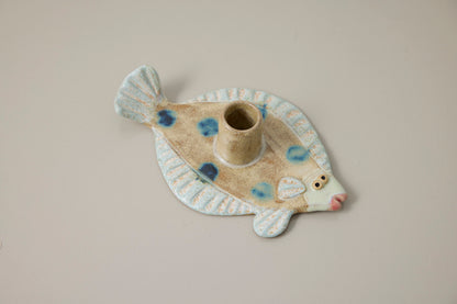 Fladfisk lysestage - Mia Lindbirk