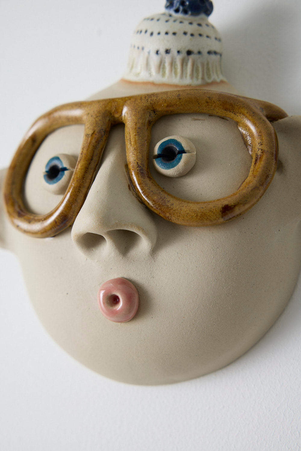 Hat og briller - Mia Lindbirk