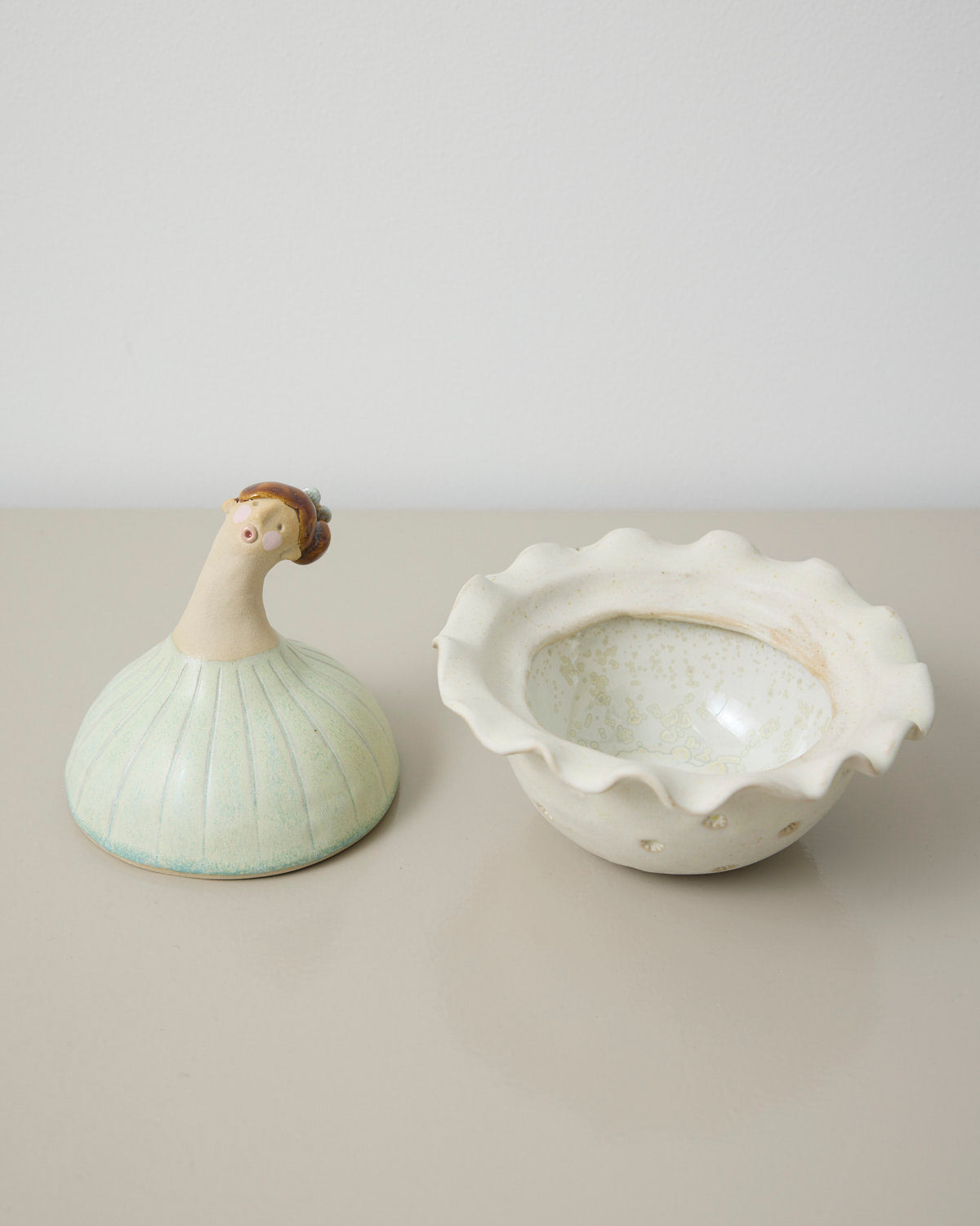 Marguerite dame - lågkrukke - Mia Lindbirk