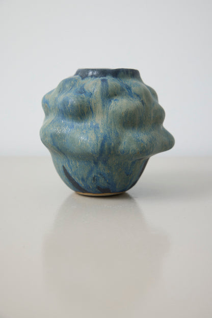 Vase bubbles - Mia Lindbirk