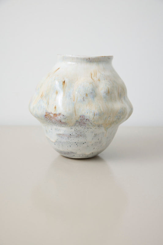 Vase bubbles - Mia Lindbirk