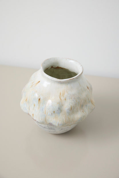 Vase bubbles - Mia Lindbirk