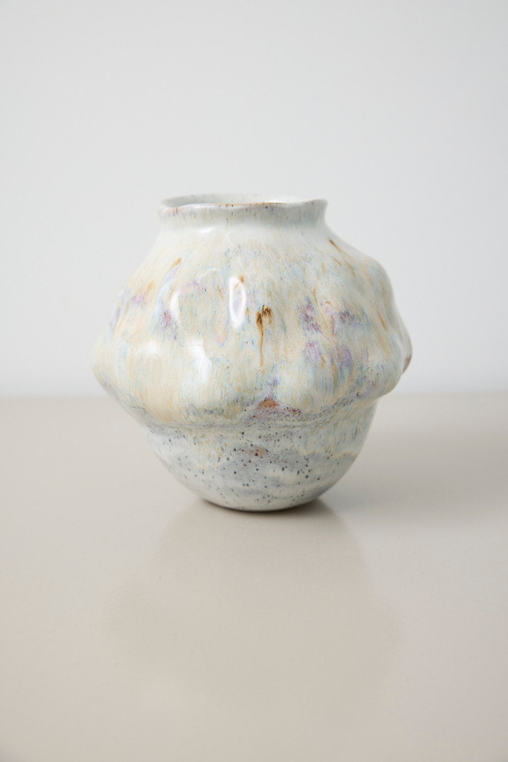 Vase bubbles - Mia Lindbirk