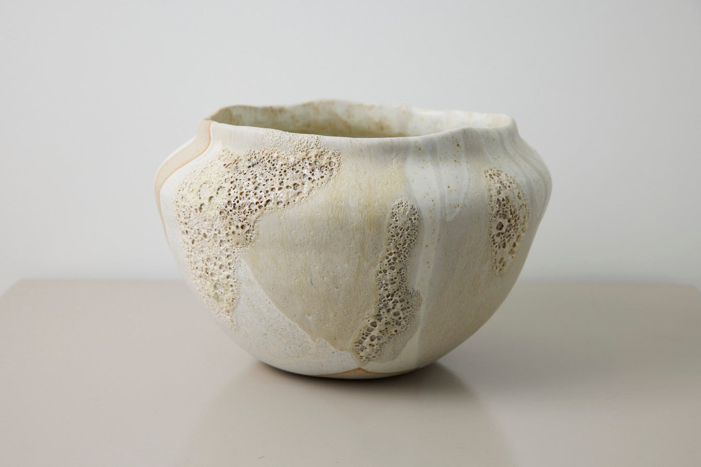 Stor organisk krukke - Mia Lindbirk