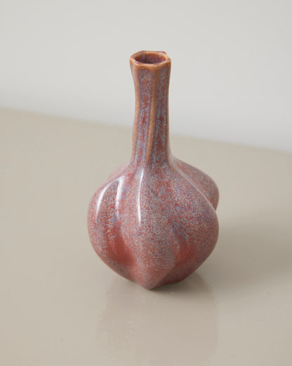Twisted bud vase - Thora Finnsdottir