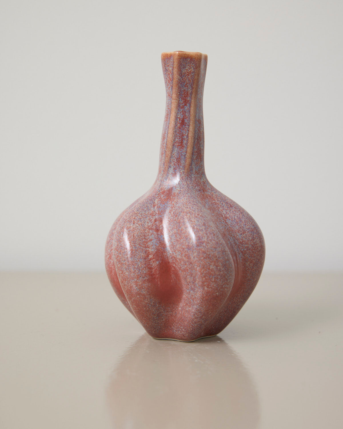 Twisted bud vase