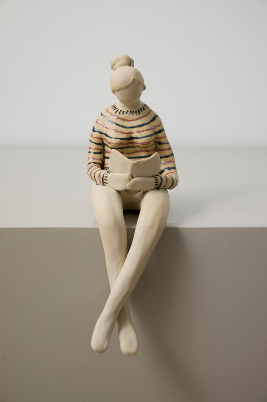 Kvinde der læser - Mia Lindbirk