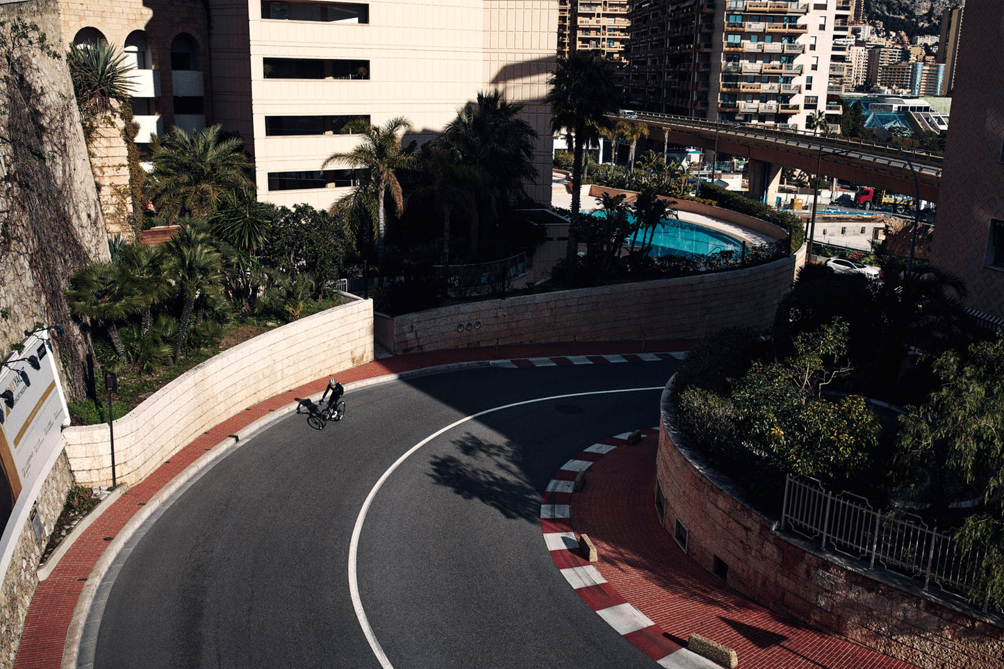 Andreas Houmann - Michael Valgren Fairmont Hairpin